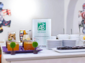 Grand Hôtel Dauphiné Toulon, Boutique Hôtel & Suites