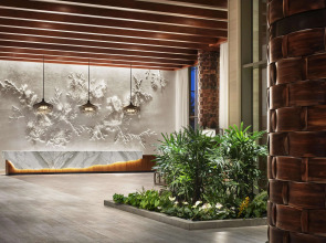 Alohilani Resort Waikiki Beach