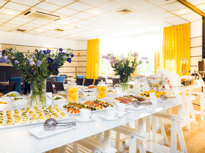 Sangate Hotel Airport