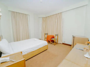 Queens Valley Hotel, Restaurants, Bars and Spa Luxor