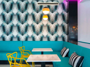 Spring Hotel Bitácora