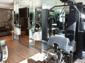 Отель JW Marriott Cannes