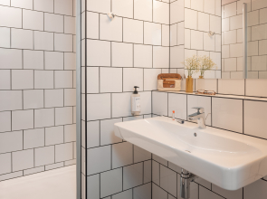 Eklo Bordeaux Centre Bastide