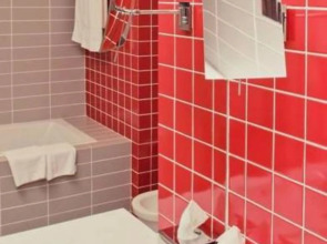 Отель Chirag Plaza Hotel & Business Center