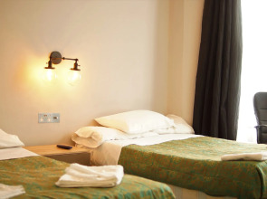 Plaza Hotel Hammersmith