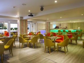 Курорт Malama Beach Holiday Village