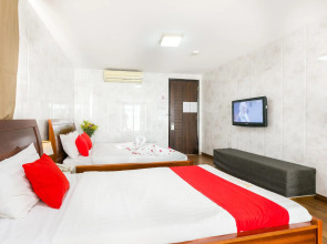 Centana Saigon Hotel