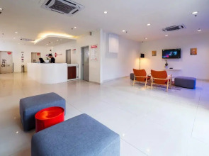 Tune Hotel KLIA Aeropolis