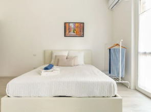 Alessia's Flat- Milano M3 Corvetto