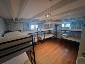 Amigo Hotel - Hostel