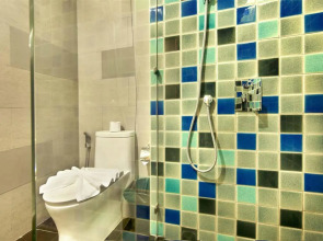 Ratana Patong Beach Hotel by Shanaya