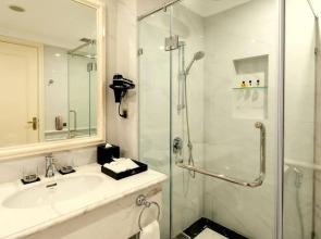 Vinpearl Golf Land Resort & Villas