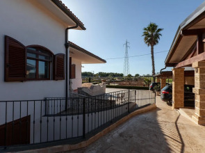 Tenuta San Cassiano with garden and pool