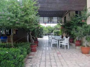 Senator Hotel Apartments - Adults Only