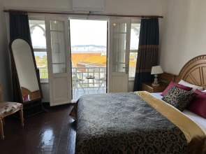 Kensington Laden Palas Buyukada