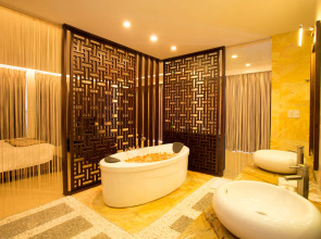 Villa Del Sol Beach resort & Spa