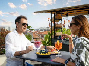 Отель Mercure Nice Centre Grimaldi