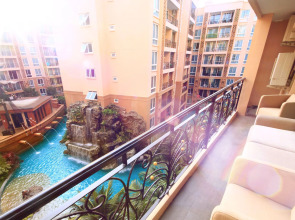 Atlantis Condo and Water Park Pattaya by the Sea