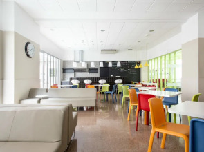 Residencia Universitaria Resa Blas de Otero