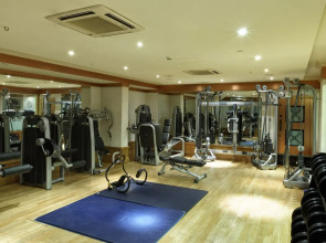 Leonardo Royal Hotel London City