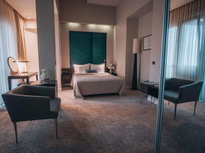 Отель Townhouse27