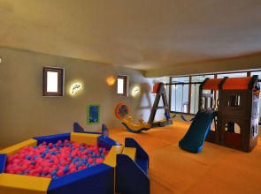 Thaproban Pavilion Resort & Spa