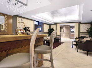 Catalonia Las Cortes Hotel