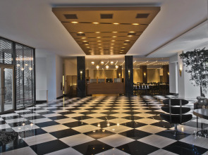 Aquila Atlantis Hotel