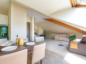 Kyriad Chambery Centre Curial