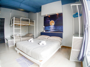 The Moon Hostel Hua Hin