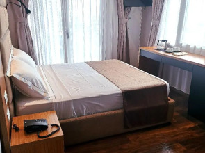 Olivia's Hill Resort