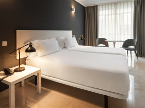 Apartamentos Sercotel Togumar