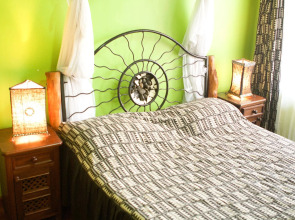 Khweza Bed & Breakfast