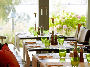 Elaya Hotel Hamburg Finkenwerder