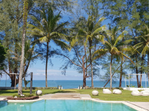 The Anda Mani Khaolak Beachfront Villas