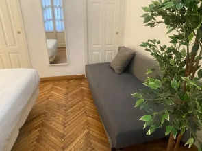 dHomes - Apartments and Rooms - Room 102