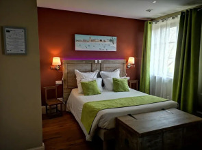 Le Relais des Deux Tours