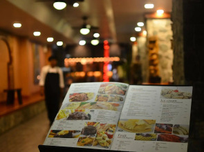 Lap Roi Karon Beachfront