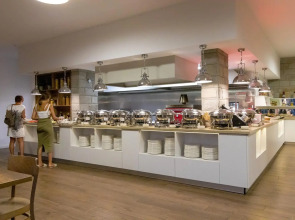 Cascadas Family Resort