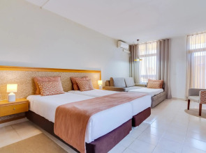 Auramar Beach Resort