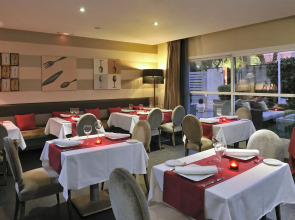 Отель Sercotel de los Reyes