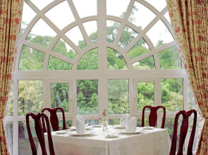 The Green Park Hotel