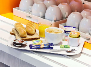 Hotel Premiere Classe Marne La Vallee - Saint Thibault Des Vignes