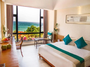 Отель Luyi Seaview