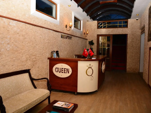 Queen Boutique Hotel