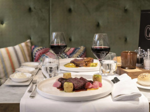 Golden Tulip Hotel Central