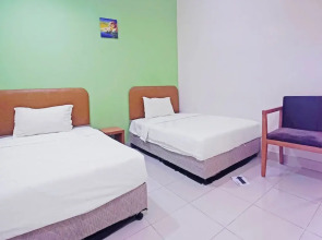 Hotel O Night Queen salak Tinggi