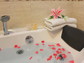 Romantique Hotel De Hanoi