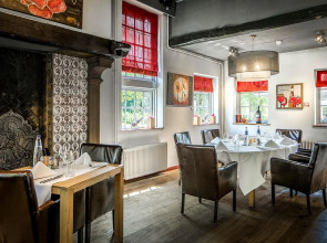 Fletcher Hotel-Restaurant De Broeierd