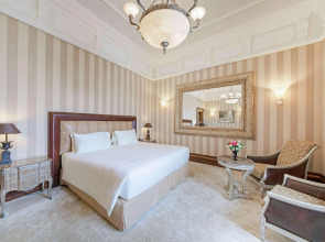 Anantara Palazzo Naiadi Rome Hotel